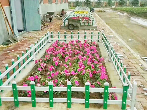 草坪護(hù)欄
