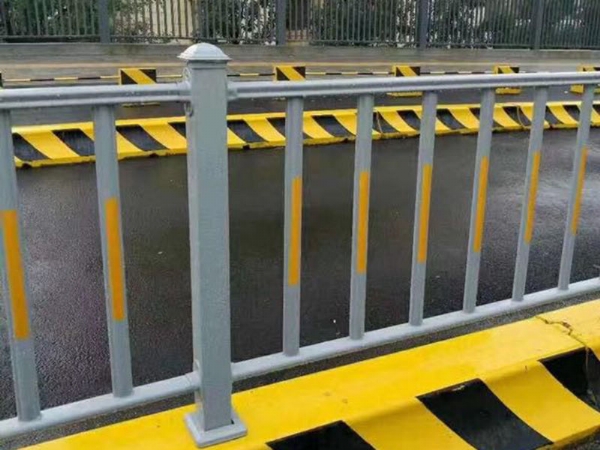 道路護欄